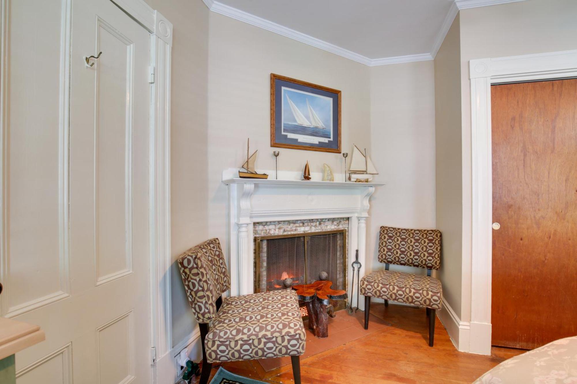 Quaint Beverly Townhome Walk To Beach And Downtown! Экстерьер фото